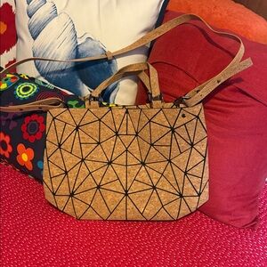 Cork Geometric Pattern Tote Bag - Natural